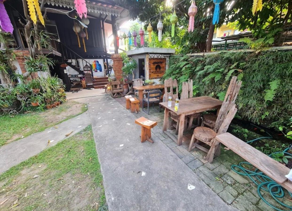 הוסטל צ'יאנג מאי Nearthepark Backpack Boutique House מראה חיצוני תמונה